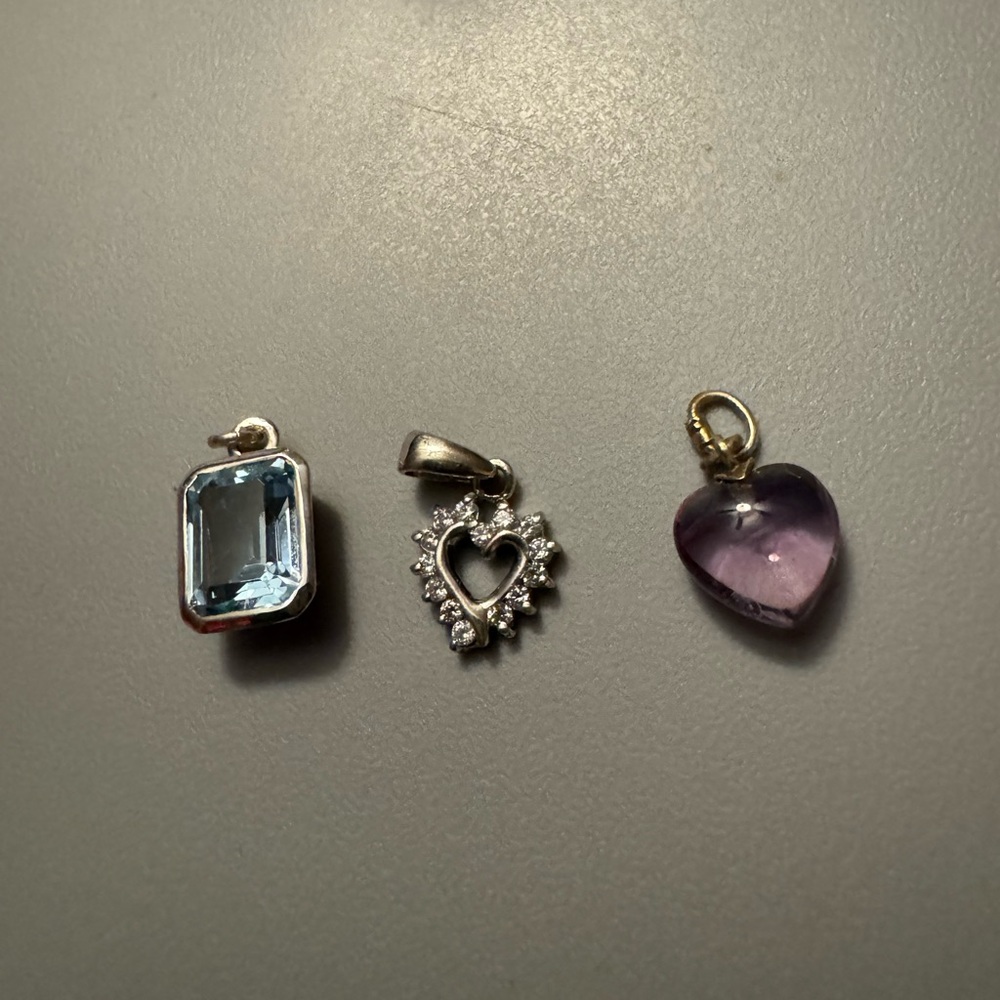 Elegant Silver and Purple Heart Pendant Set